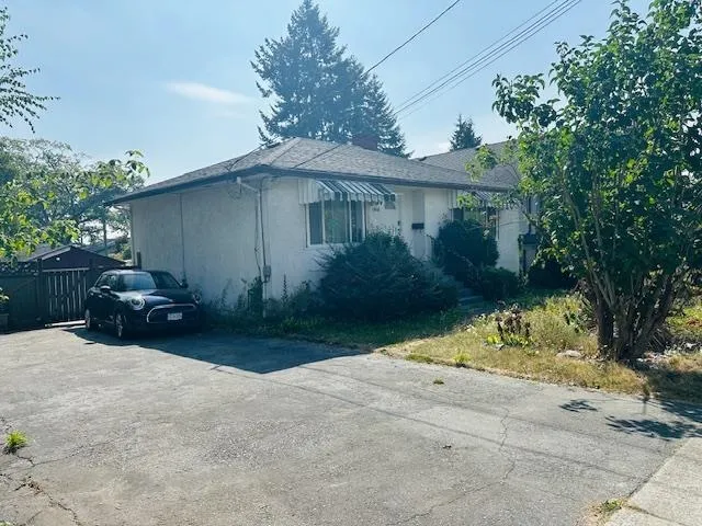 1038 SEVENTH AVENUE - photo 2 of 25