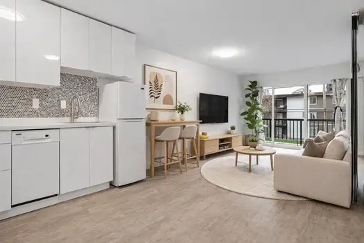 303 1717 W 13TH AVENUE