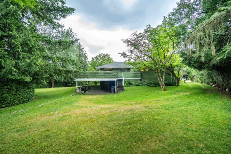 15875 101A AVENUE - photo 2 of 22