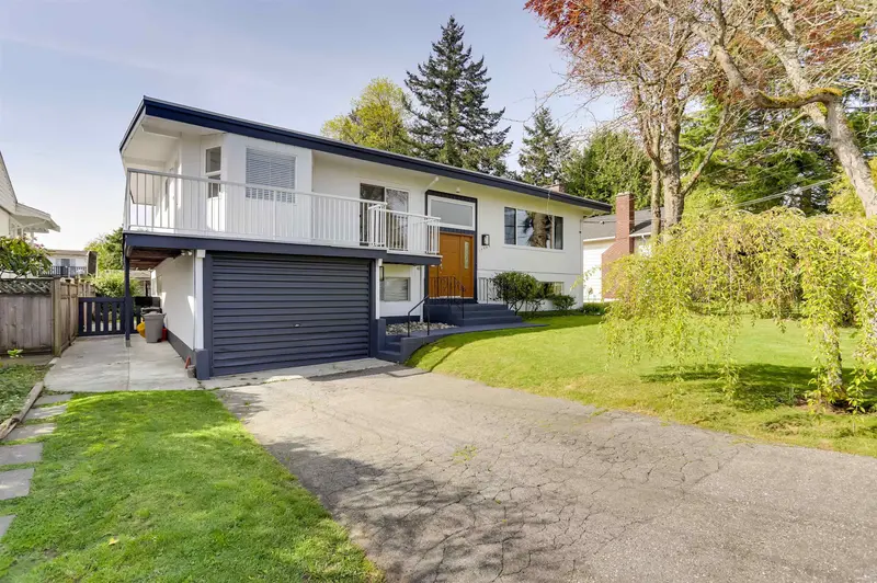 15568 THRIFT AVENUE - photo 2 of 25