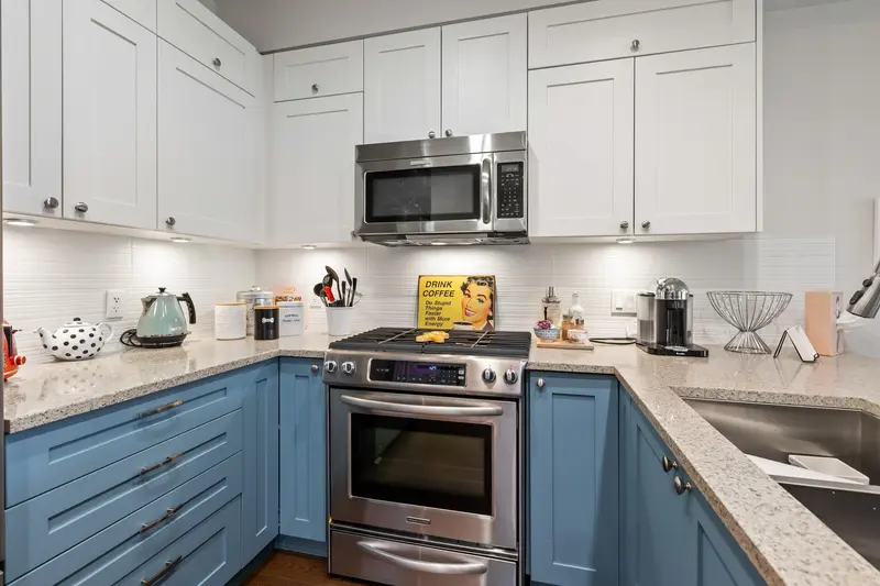 203 15195 36 AVENUE - photo 3 of 25