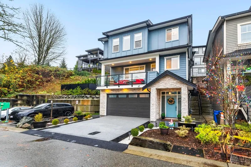 47 4295 OLD CLAYBURN ROAD - photo 1 of 25