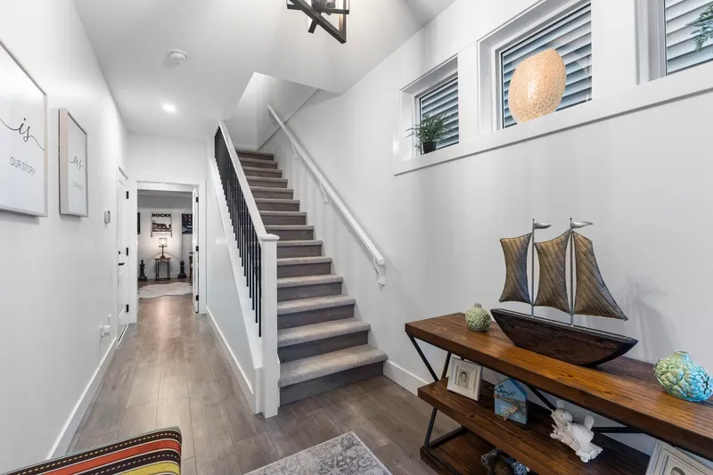 47 4295 OLD CLAYBURN ROAD - photo 3 of 25