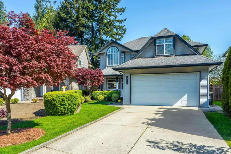 19115 DOERKSEN DRIVE - photo 4 of 25