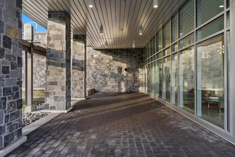 903 3281 E KENT AVENUE NORTH - photo 4 of 25