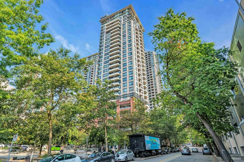 1703 977 MAINLAND STREET - photo 1 of 25