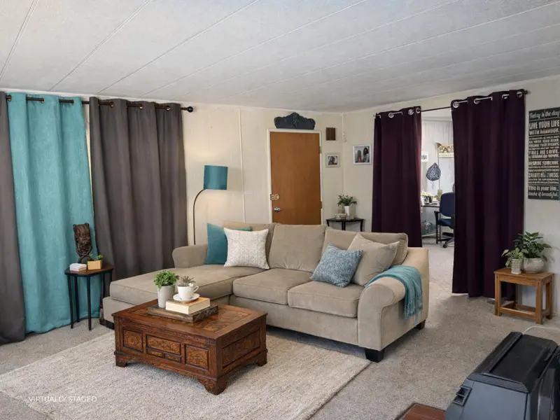 8 3031 200 STREET - photo 2 of 25