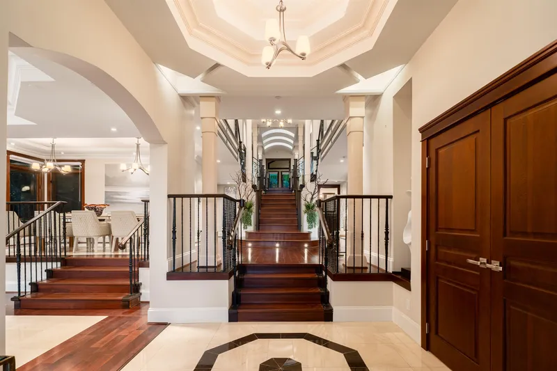 2673 FINCH HILL - photo 3 of 25