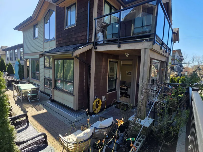 665 W 15TH STREET - photo 3 of 23