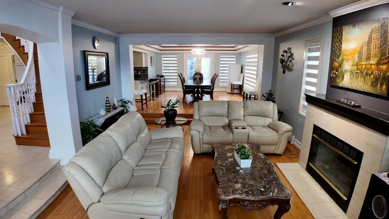 8222 144 STREET - photo 4 of 25