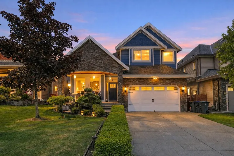 2262 MADRONA PLACE - photo 1 of 25