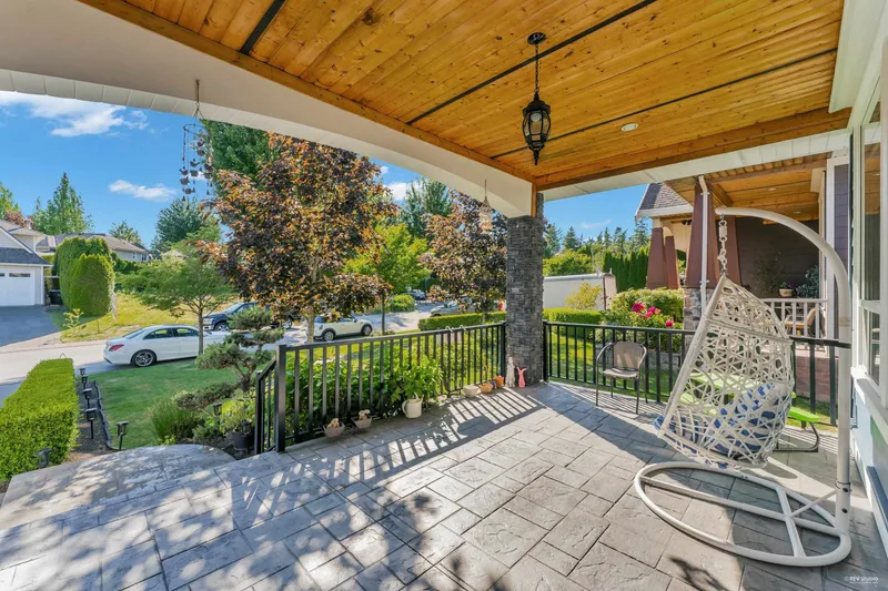 2262 MADRONA PLACE - photo 4 of 25