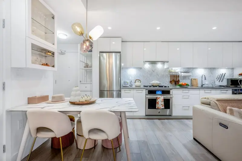 411 3581 E KENT AVENUE NORTH - photo 2 of 21