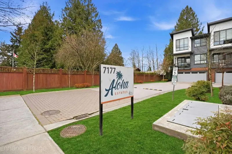 30 7177 194A STREET - photo 3 of 25