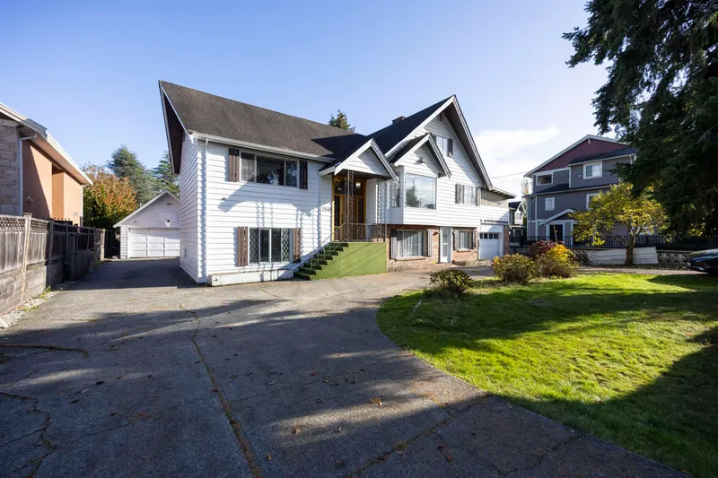 7540 NO. 2 ROAD - photo 3 of 25