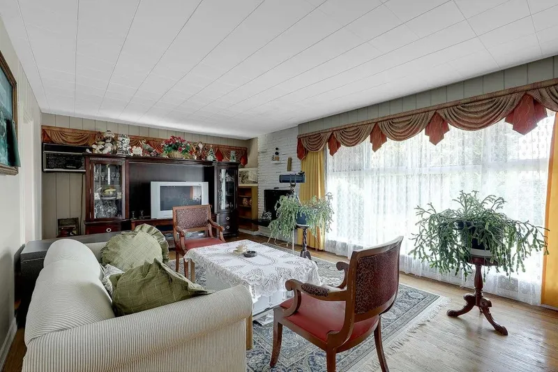 2374 HILLSIDE DRIVE - photo 4 of 25