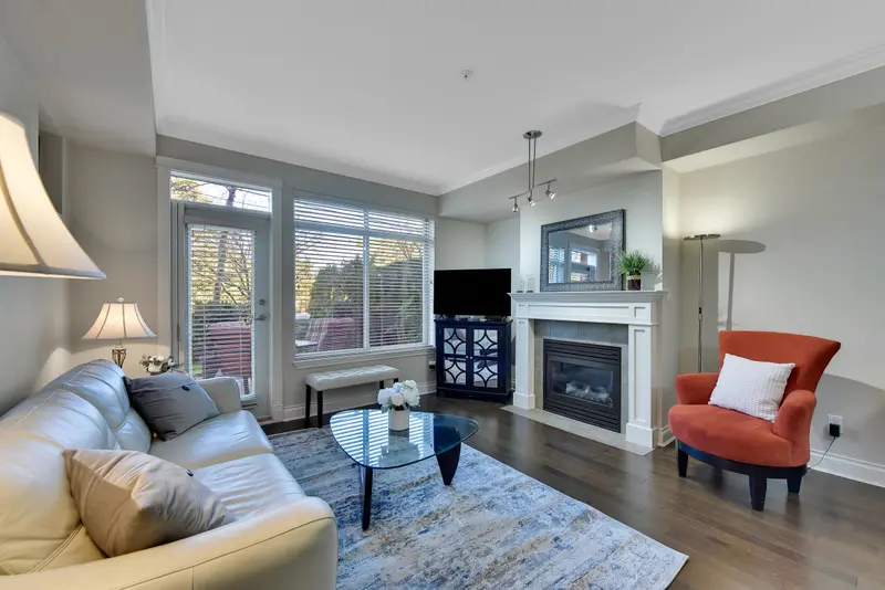 102 1787 154 STREET - photo 1 of 25