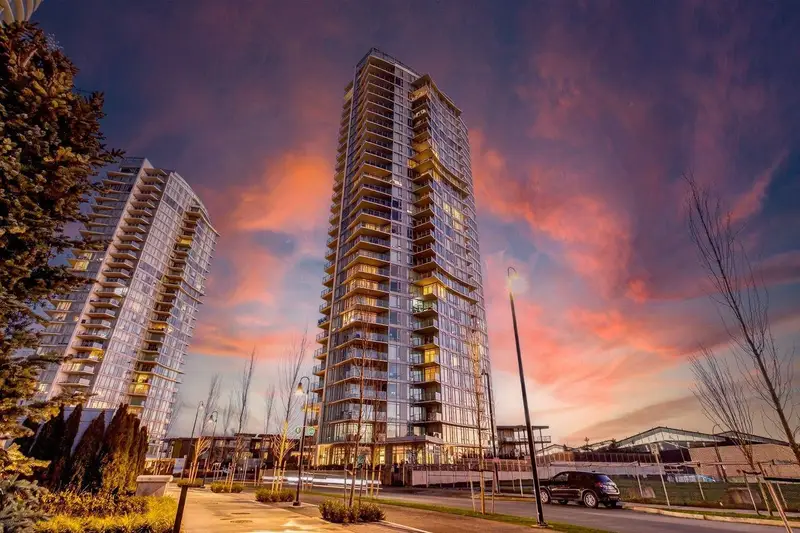 1506 7683 PARK CRESCENT - photo 1 of 25