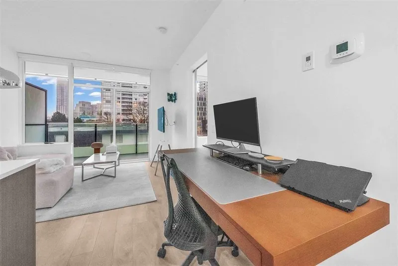 401 6463 SILVER AVENUE - photo 3 of 25