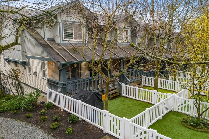 60 19250 65 AVENUE - photo 1 of 25