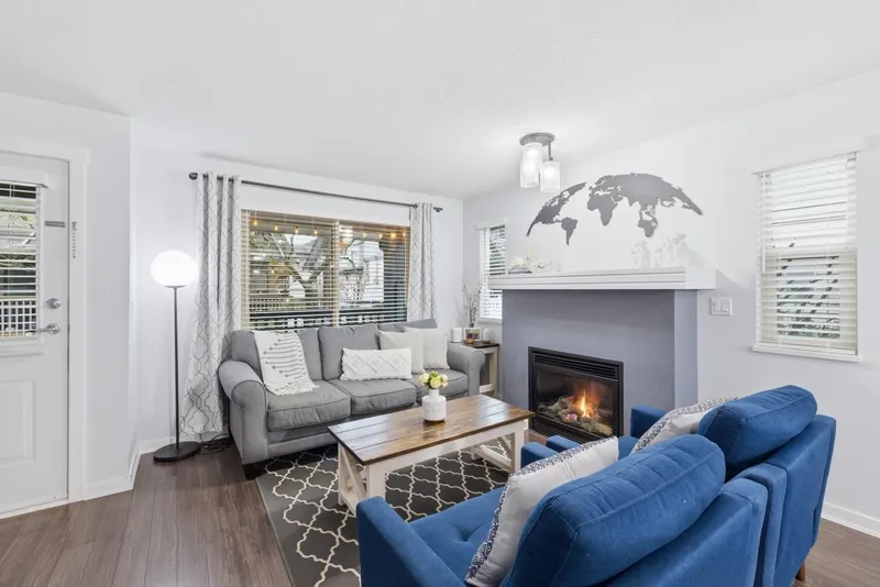 60 19250 65 AVENUE - photo 4 of 25