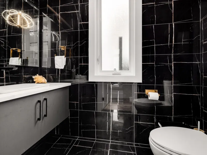 2875 164A STREET - photo 4 of 25