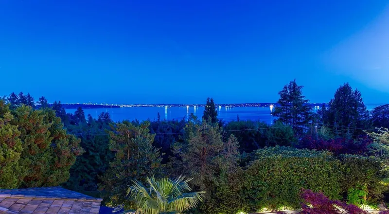 3395 THOMPSON CRESCENT - photo 2 of 13