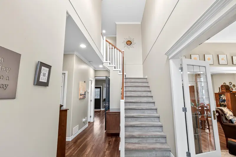 16728 62A AVENUE - photo 3 of 25