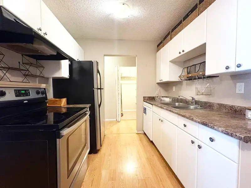 102 7151 EDMONDS STREET - photo 4 of 18