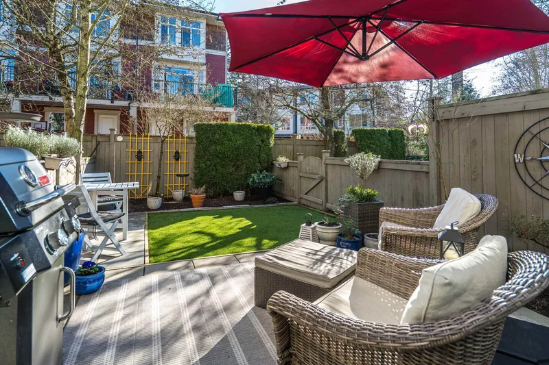 45 2955 156 STREET - photo 3 of 25