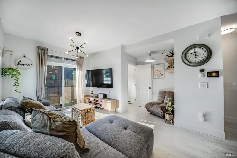 82 2075 OAK MEADOWS DRIVE - photo 3 of 24