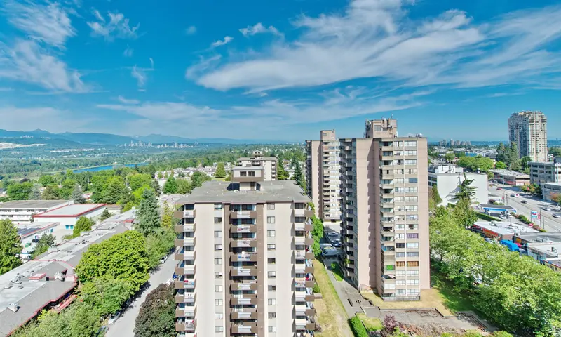 1908 4888 HAZEL STREET - photo 3 of 25