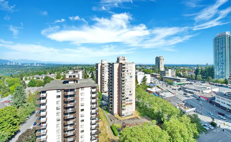 1908 4888 HAZEL STREET - photo 4 of 25