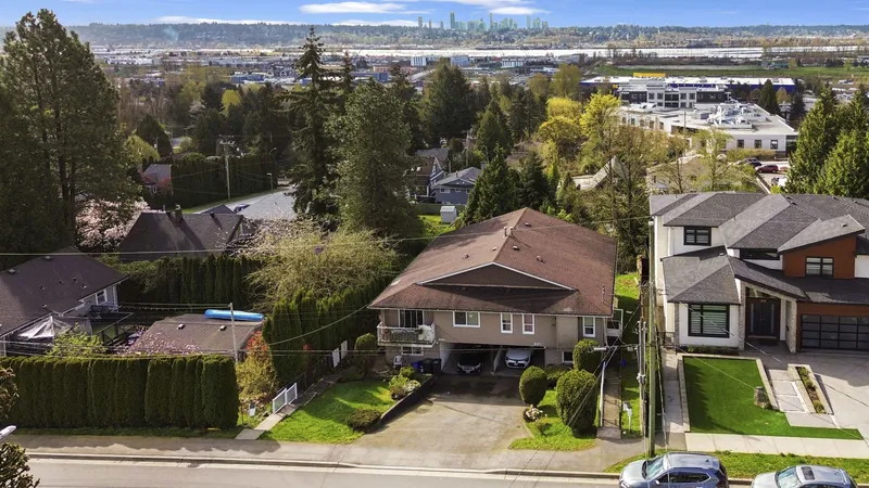 1020 QUADLING AVENUE - photo 2 of 12