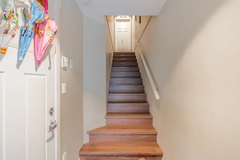 29 6123 138 STREET - photo 4 of 21