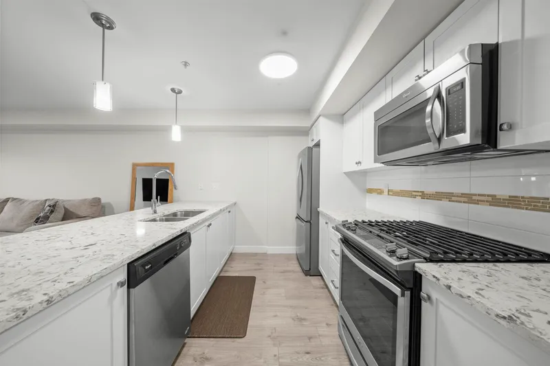 109 4815 55B STREET - photo 4 of 19