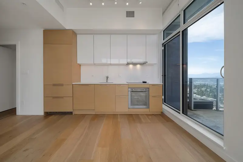 3705 13438 CENTRAL AVENUE - photo 4 of 25