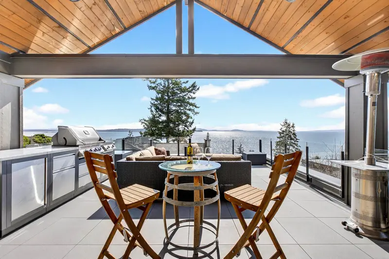 1279 EVERALL STREET - photo 1 of 25