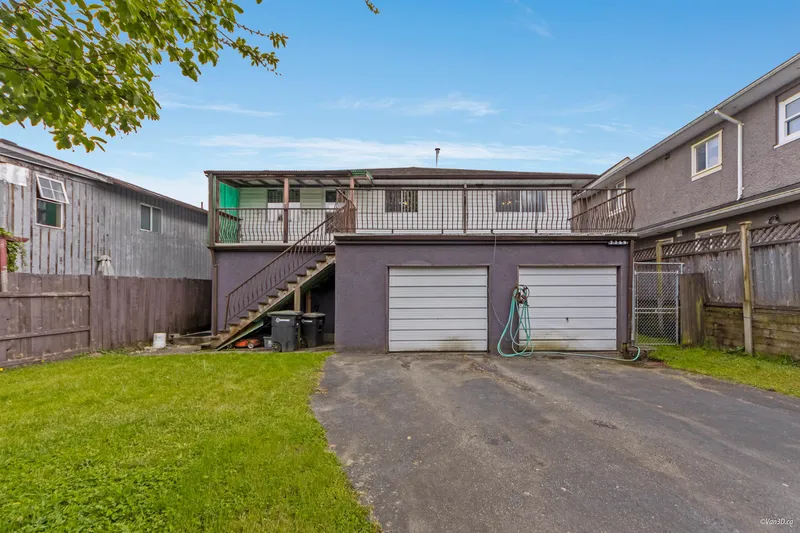 7769 10TH AVENUE - photo 4 of 25