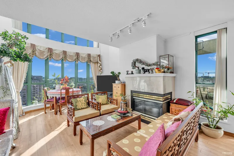 1802 7380 ELMBRIDGE WAY - photo 3 of 25