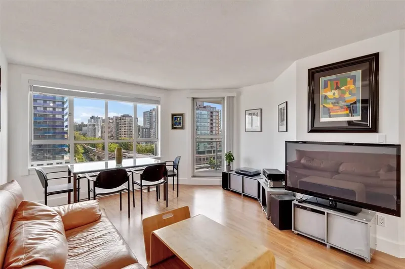 1001 3455 ASCOT PLACE - photo 1 of 19