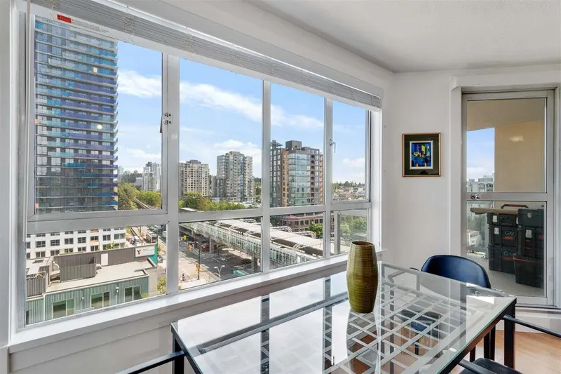 1001 3455 ASCOT PLACE - photo 4 of 19