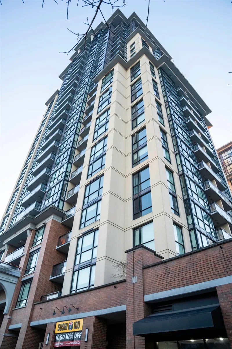 2204 10777 UNIVERSITY DRIVE - photo 2 of 6