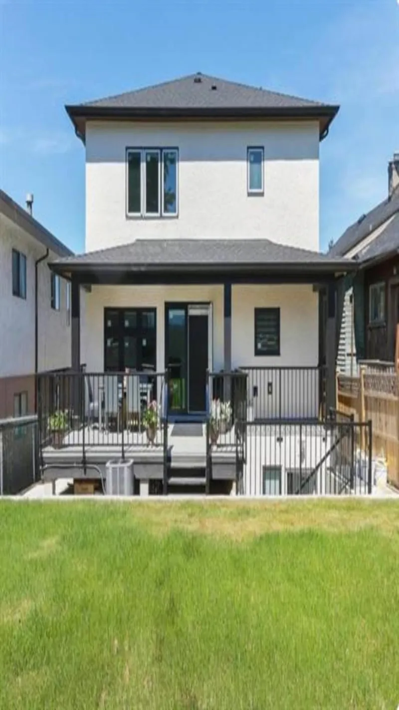 4666 EARLES STREET - photo 3 of 19