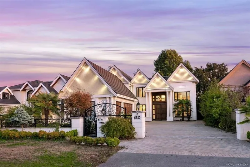 6680 MAPLE ROAD - photo 1 of 25