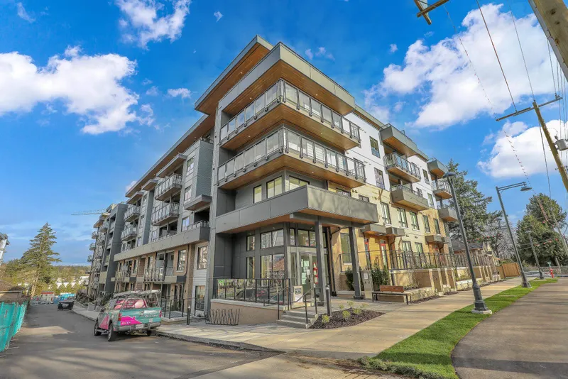 TH4 9456 134 STREET - photo 3 of 25