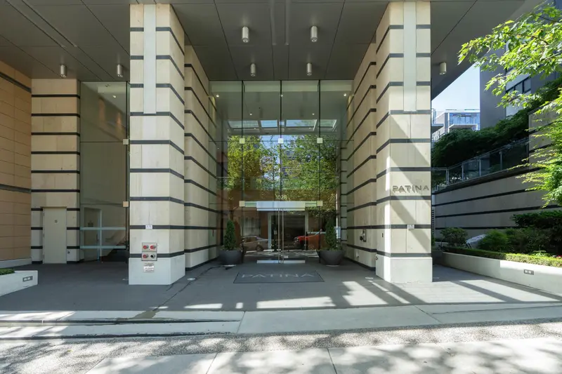 709 1028 BARCLAY STREET - photo 1 of 25