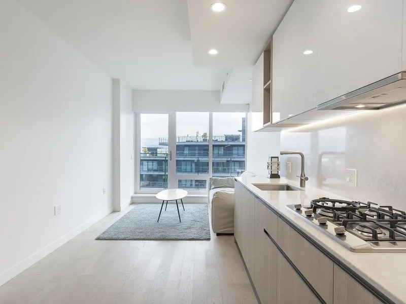 1005 6811 PEARSON WAY - photo 4 of 25