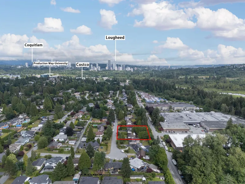 3857 WINLAKE CRESCENT - photo 4 of 6