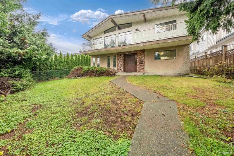 8167 10TH AVENUE - photo 3 of 25